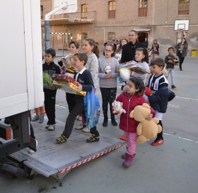 ©Ayto.Granada: Un total de 35 colegios participa en la campaa solidaria de recogida de juguetes impulsada por el Ayuntamiento
